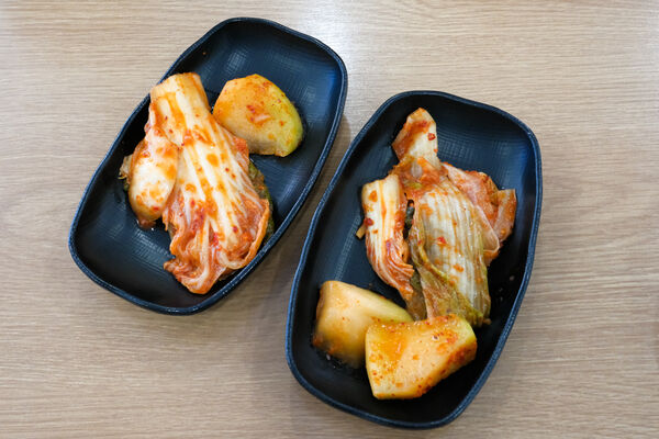 ▲▼韓國釜山「海雲台31cm海鮮刀削麵松亭總店」,海雲台必吃美食,滿滿一鍋海鮮超過癮。(圖/部落客飛天璇提供)