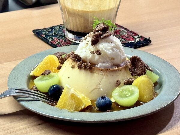 ▲▼板橋江子翠「蚓珈琲」,神祕巷口二樓老宅公寓居家風咖啡廳。(圖/部落客小虎提供)