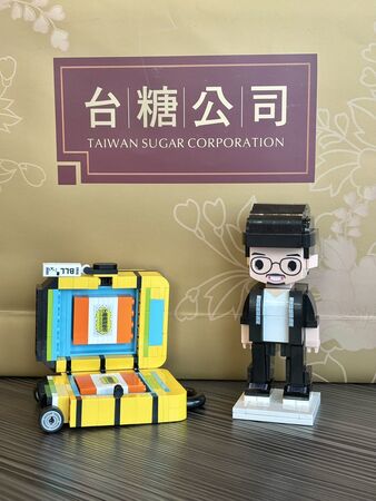 ▲東京林檎製飴所社長池田喬俊因瘋狂搶購台糖過海關被攔截爆紅。(圖/台糖、池田喬俊X平台提供)