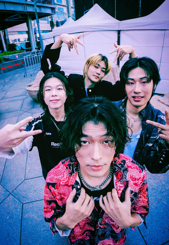 ▲▼帕拉斯助陣〈恆星不忘Forever Forever〉。(圖/迷音樂提供)