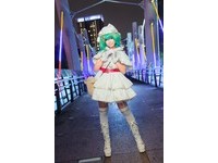 療癒系雙胞胎正妹cos白色聖誕　網友大讚：好萌！（圖／糖糖＆雙霜提供）