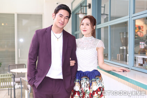 ▲▼ 吳申梅《外家》 平面餐會-亮哲,吳申梅。(圖/記者黃克翔攝)