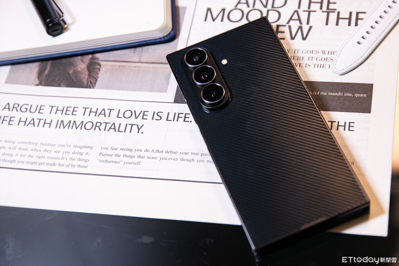 ▲▼三星新形態摺疊新機Galaxy Z TriFold 搶先鑑賞會。(圖/記者周宸亘攝)