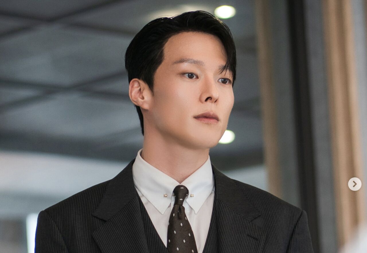 戀愛。(圖/sbsdrama.official IG)