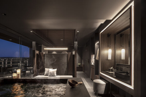 ▲「蘊泉庄」首次跨界攜手時尚香氛品牌「KLOWER PANDOR」,以「打開潘朵拉的香氛之旅」為主題打造住房專案。(圖/業者提供)