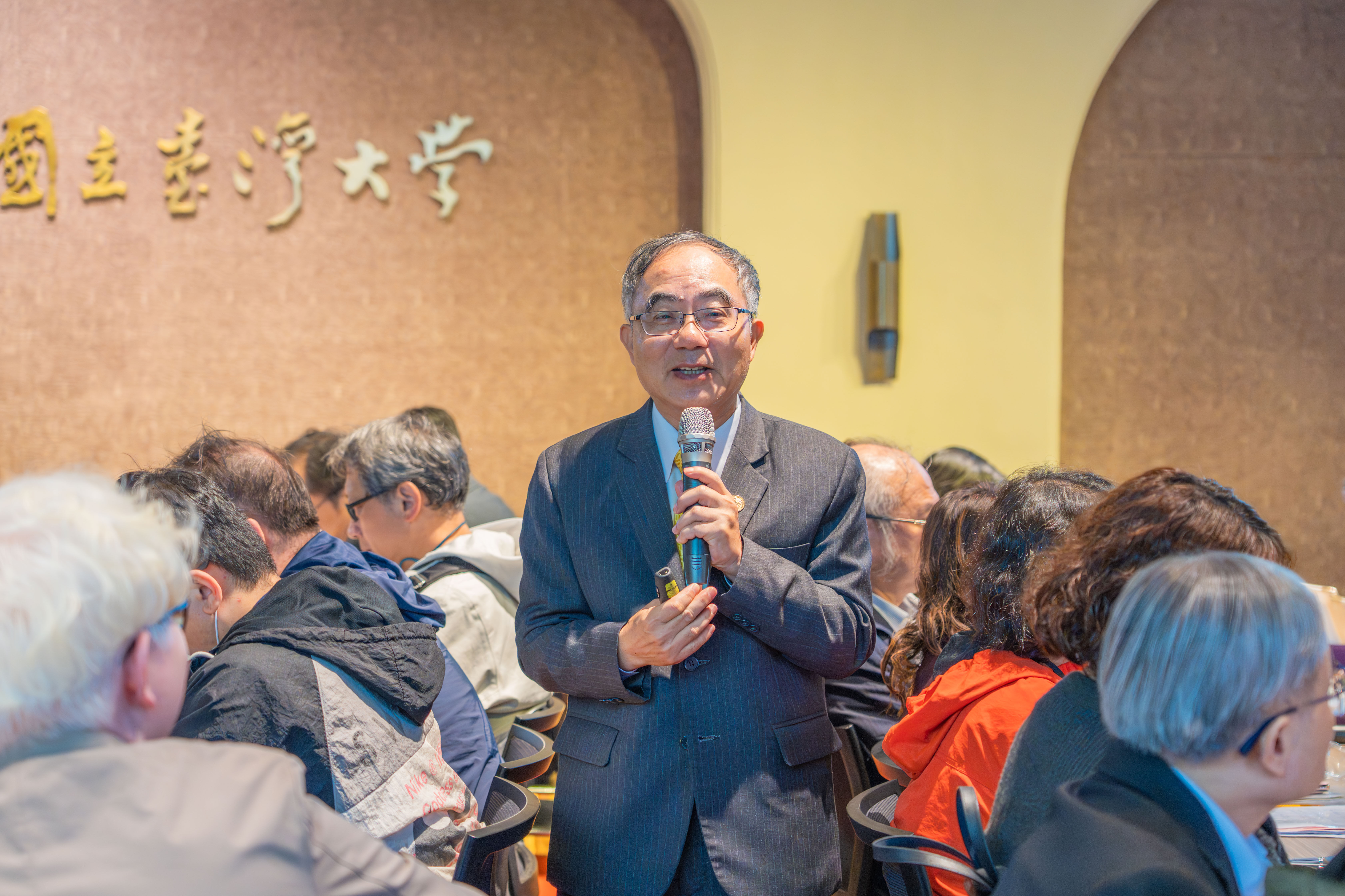 ▲▼陳文章以高達74%的得票率,獲得續任台大校長。(圖/台大提供)