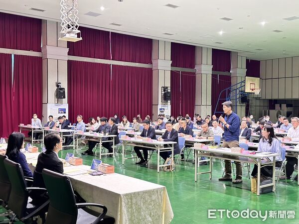 ▲台南地檢署舉辦2025年度檢警聯席會議,百餘名跨機關代表齊聚研商治安與偵查策略。(記者林東良翻攝,下同)