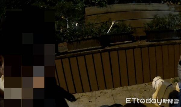 ▲▼台中老虎城戶外酒吧因酒錢算不清,發生男女互拉扯。(圖/民眾提供,下同)