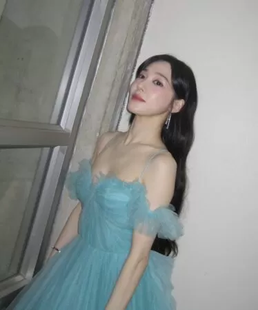 ▲▼ 快訊/少時Tiffany認愛首發聲!甜蜜告白卞耀漢:給予我安定感的人。(圖/翻攝自Tiffany IG)