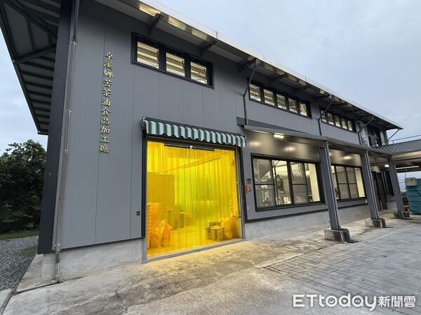 ▲花蓮縣油茶栽培面積約268公頃,為全國之冠並於111年率先建立油茶籽評鑑制度,從源頭把關品質。(圖/花蓮縣政府提供,下同)