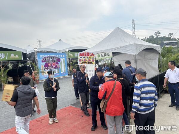 ▲▼ 【高山茶都嘉義博茶會 中埔警識詐出擊】 。(圖/中埔分局提供)