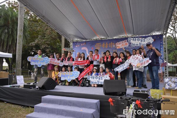 ▲雲林巾彩耕地藝術節展現虎尾毛巾新樣貌。(圖/記者游瓊華翻攝)