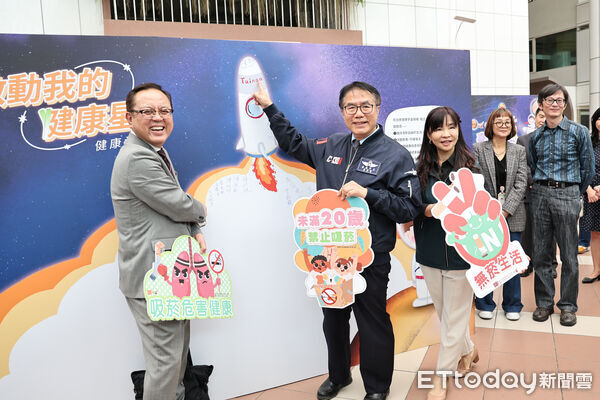 ▲台南市政府舉辦「2025年度國民健康業務成果展」,以「台南健康宇宙城」呈現公共衛生政策成果。(記者林東良翻攝,下同)