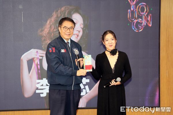 ▲台南市長黃偉哲公布「2026台南好young」跨年演唱會最終卡司,韓日港台陣容星光熠熠。(記者林東良翻攝,下同)