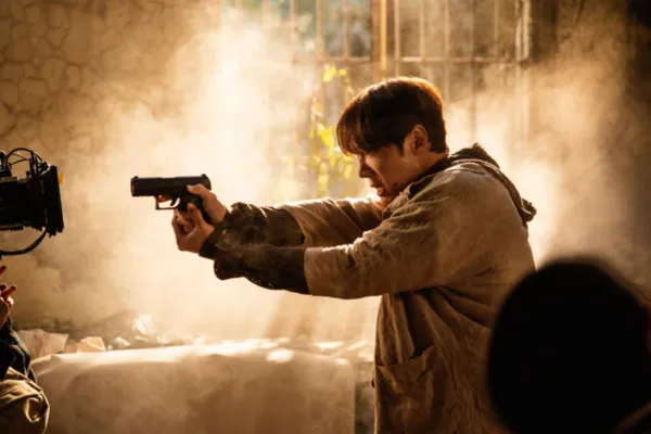 ▲▼瑪菲司和韓劇男神崔振赫合拍MV。(圖/菲娛樂文創提供)