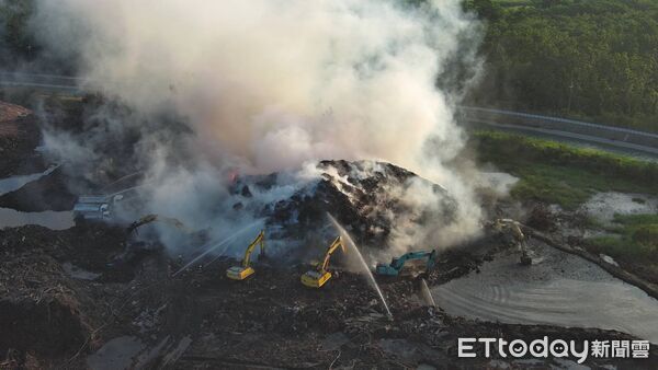 ▲新營醫院提供高壓氧治療名額,協助後壁烏樹林火災第一線消防人員進行健康評估。(記者林東良翻攝,下同)