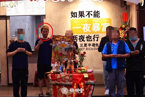 ▲肇事男身分遭起底,是安平區一家鹽酥鴨店老闆。(圖/翻攝自Facebook)