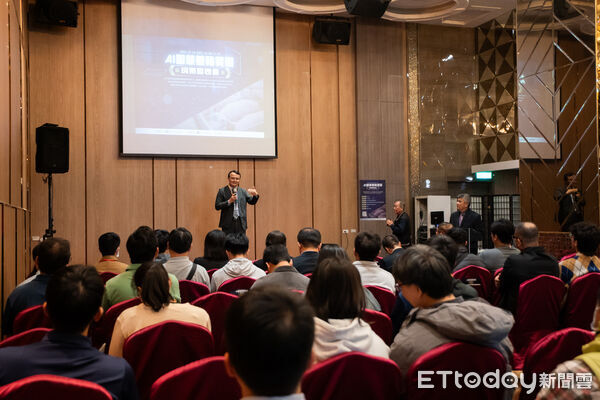 ▲「AI智慧養豬實證成果發表會」在雲林三好國際酒店舉行,產官學界代表齊聚交流。(圖/記者游瓊華翻攝)