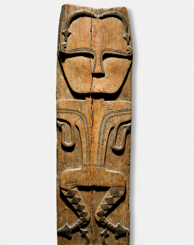 ▲▼台灣原住民木雕211萬成交! 排灣族神柱登上巴黎佳士得。(圖/翻攝自佳士得官網)