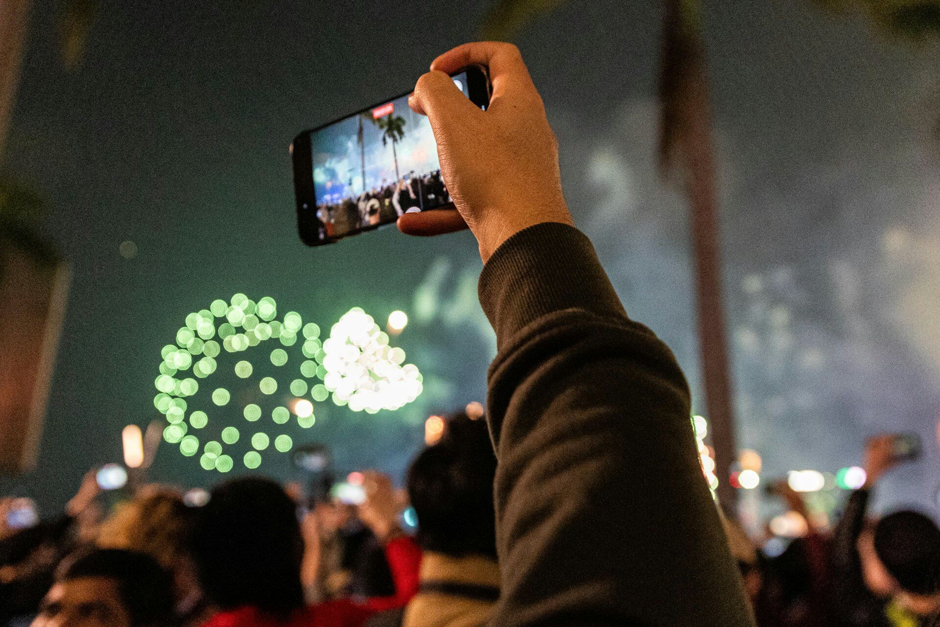 ▲維港跨年煙火。(圖/香港01)
