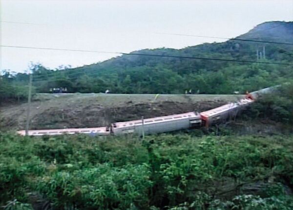 19年前,一輛台鐵莒光號列車在屏東出軌翻覆,背後竟暗藏殺妻詐保內幕。(東森新聞提供)