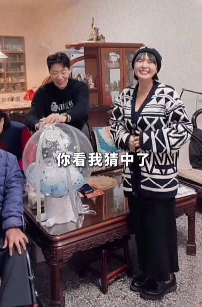 ▲黃沐妍揭曉寶寶性別。(圖/翻攝自Instagram/tystarpiggggg)