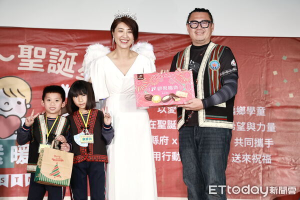 ▲南投愛無限聖誕星願天使送暖活動今登場,為偏鄉學童送上關懷與祝福。(圖/南投縣政府提供)