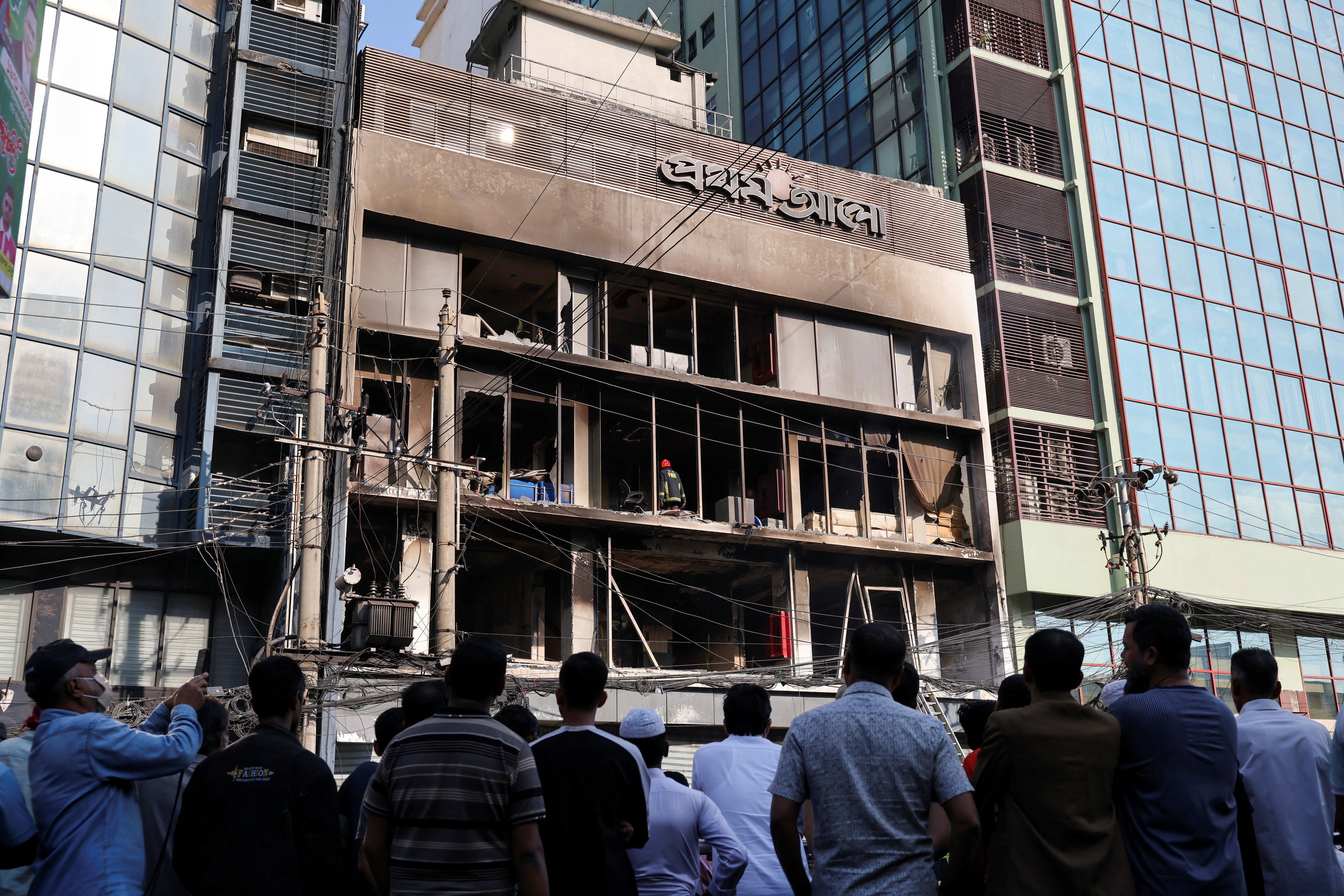 ▲▼ 孟加拉青年領袖哈迪(Sharif Osman Hadi)之死掀起暴力示威。(圖/路透)