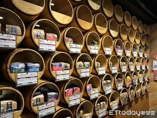 ▲快訊/混賣風波燒3周!歐客佬董座親上火線「鞠躬道歉」。(圖/記者白珈陽攝)