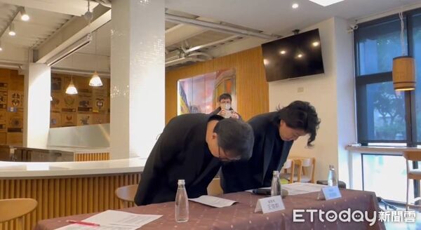 ▲快訊/混賣風波燒3周!歐客佬董座親上火線「鞠躬道歉」。(圖/記者白珈陽攝)