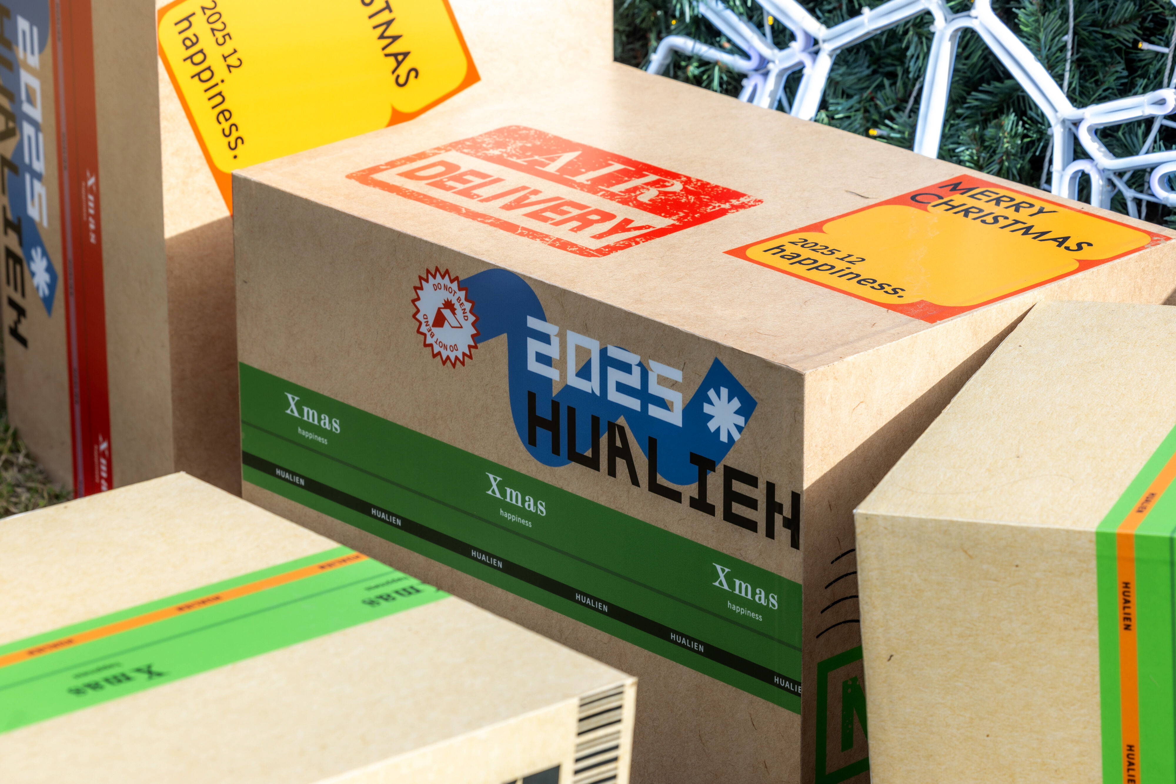 ▲▼花蓮,聖誕,幸福,,聖誕市集,沉浸劇場,裝置藝術。(圖/花蓮縣政府提供)