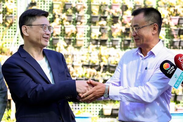 ▲▼ 賴瑞隆18日召開「大高雄願景系列三」記者會,端出東高雄願景 。(圖 賴瑞隆)