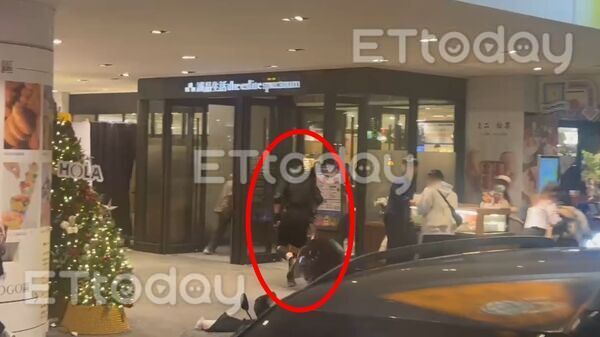 ▲ETtoday記者目擊中山站隨機砍人,張文犯案經過。(圖/記者陳以昇攝)