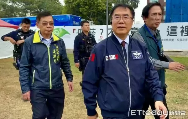 ▲北部發生隨機攻擊事件後首場官方大型活動,「台南好Young」耶誕搖滾演唱會20日晚間如期登場,市府全面加強維安。(記者林東良翻攝,下同)