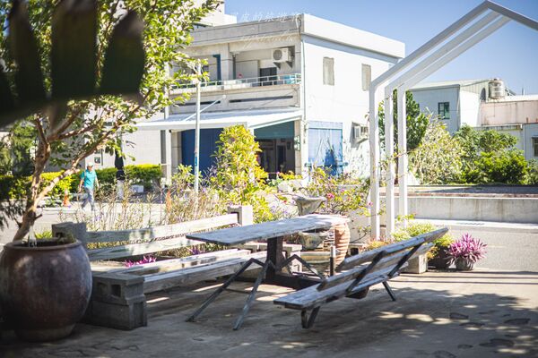 ▲▼「美好東河咖啡民宿」被山海包圍的老屋系咖啡香。(圖/部落客黑皮提供)