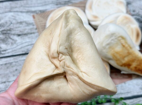 ▲▼「秦記傳統山東饅頭」忠貞市場內超過四十年老字號眷村味。(圖/部落客VIVIYU提供)