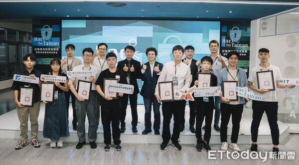 ▲台南市政府智慧發展中心推動城市數據治理,透過跨機關資料整合,落實身障停車平權並提升行政與執法效率。(記者林東良翻攝,下同)