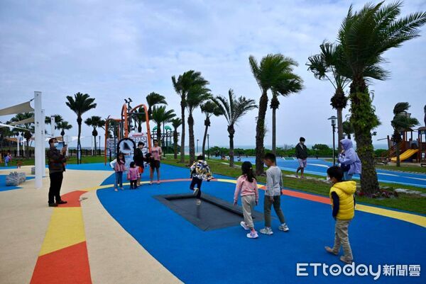 ▲▼縣長徐榛蔚親自主持「太平洋公園成人體健區暨周邊震災復健工程」完工啟用典禮。(圖/花蓮縣政府提供,下同)