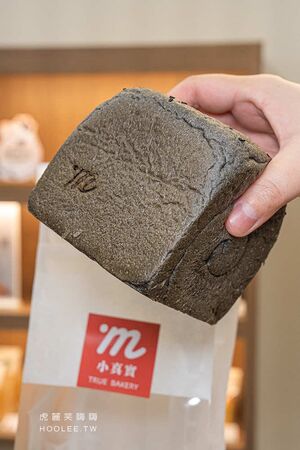 ▲▼高雄超柔軟生吐司專賣「小真實烘焙」!必吃草莓奶酥與濃郁黑芝麻乳酪,推薦生奶包系列。(圖/部落客虎麗提供)