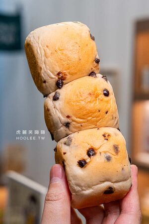 ▲▼高雄超柔軟生吐司專賣「小真實烘焙」!必吃草莓奶酥與濃郁黑芝麻乳酪,推薦生奶包系列。(圖/部落客虎麗提供)