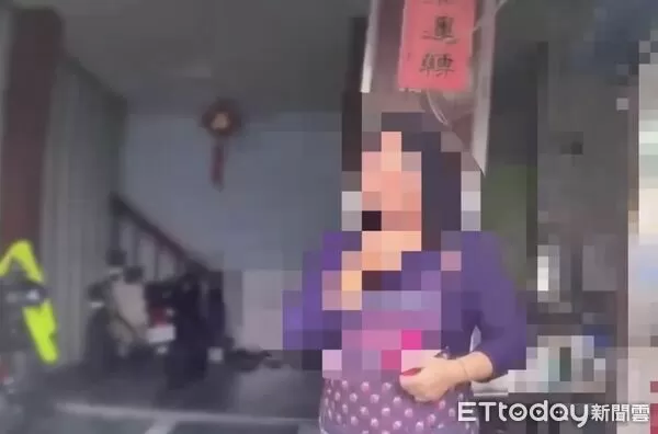 ▲▼ 想吃霸王豬血湯遭拒!奧客反控湯裡有蟑螂 下秒把闆娘打到腦震盪。(圖/記者賴文萱翻攝)