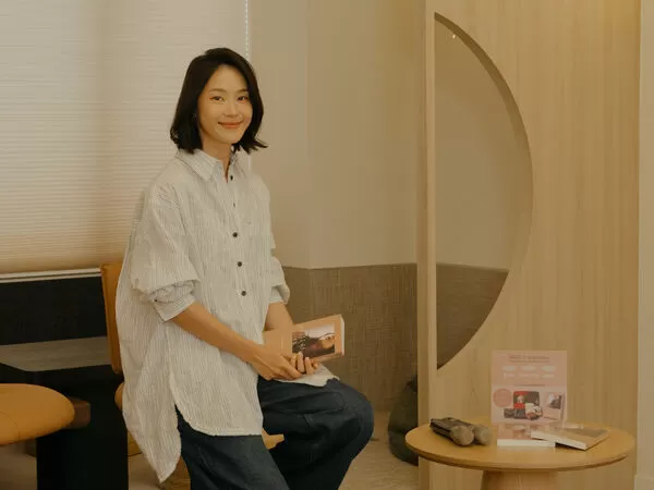 ▲鍾瑶升格作家,舉辦新書分享會。(圖/星星相藝提供)