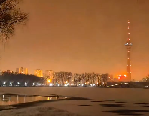 ▲▼北京降「糖霜雪」。(圖/翻攝自微博)