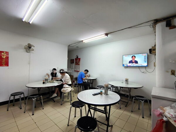 ▲▼阿永小吃店。(圖/部落客WISELY’S 拍拍照寫寫字授權提供)