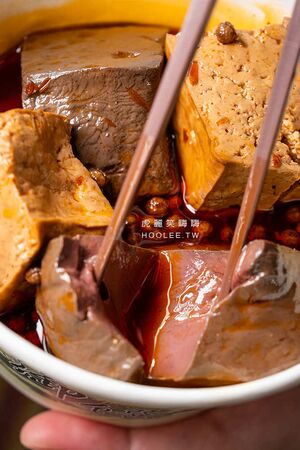 ▲▼天府醬鴨。(圖/部落客虎麗笑嗨嗨授權提供)