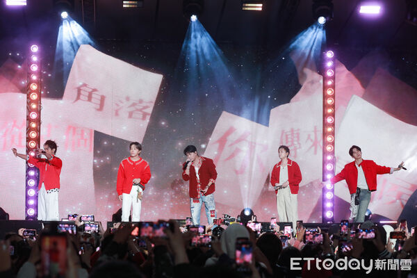 ▲▼《HOHOHO! 唱響平安夜》公益演唱會-Energy。(圖/記者周宸亘攝)