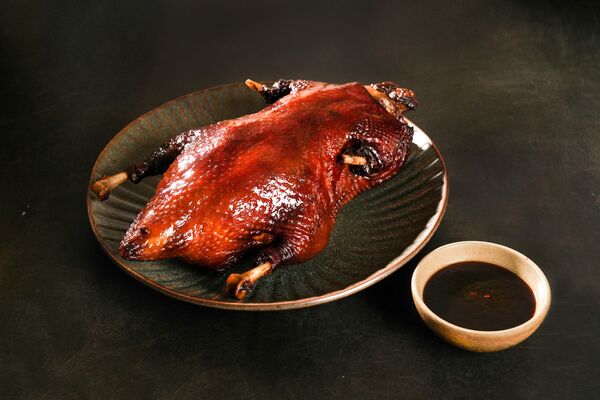 ▲李崗導演跨界當主廚。(圖/李家宴提供)