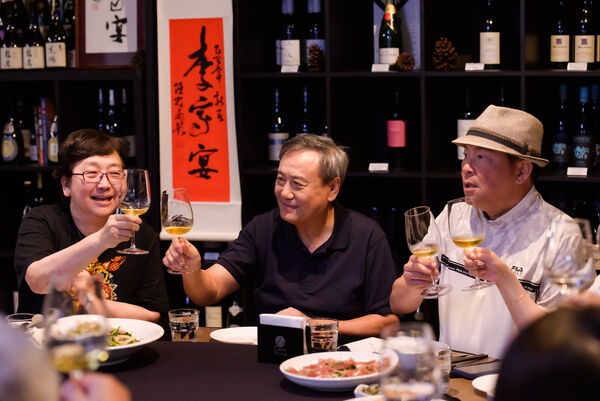 ▲李崗導演跨界當主廚。(圖/李家宴提供)