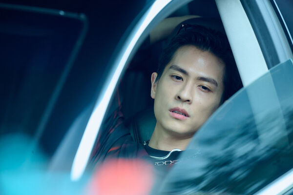 ▲石知田在《如果我不曾見過太陽》中飾演反派「歐陽悌」。(圖/Netflix提供)