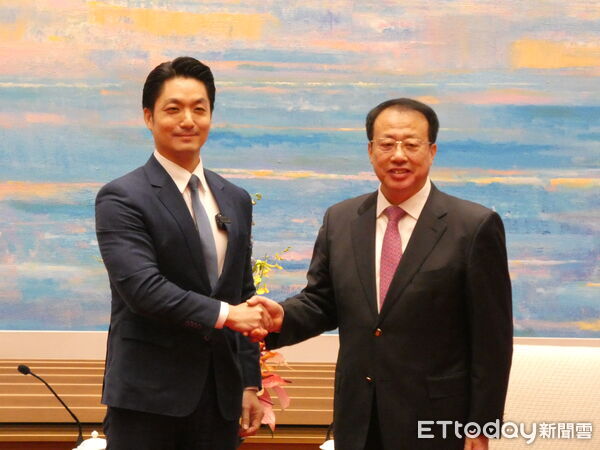 ▲▼2025雙城論壇,台北市長蔣萬安與上海市長龔正在上海會面。(圖/記者陳冠宇攝)